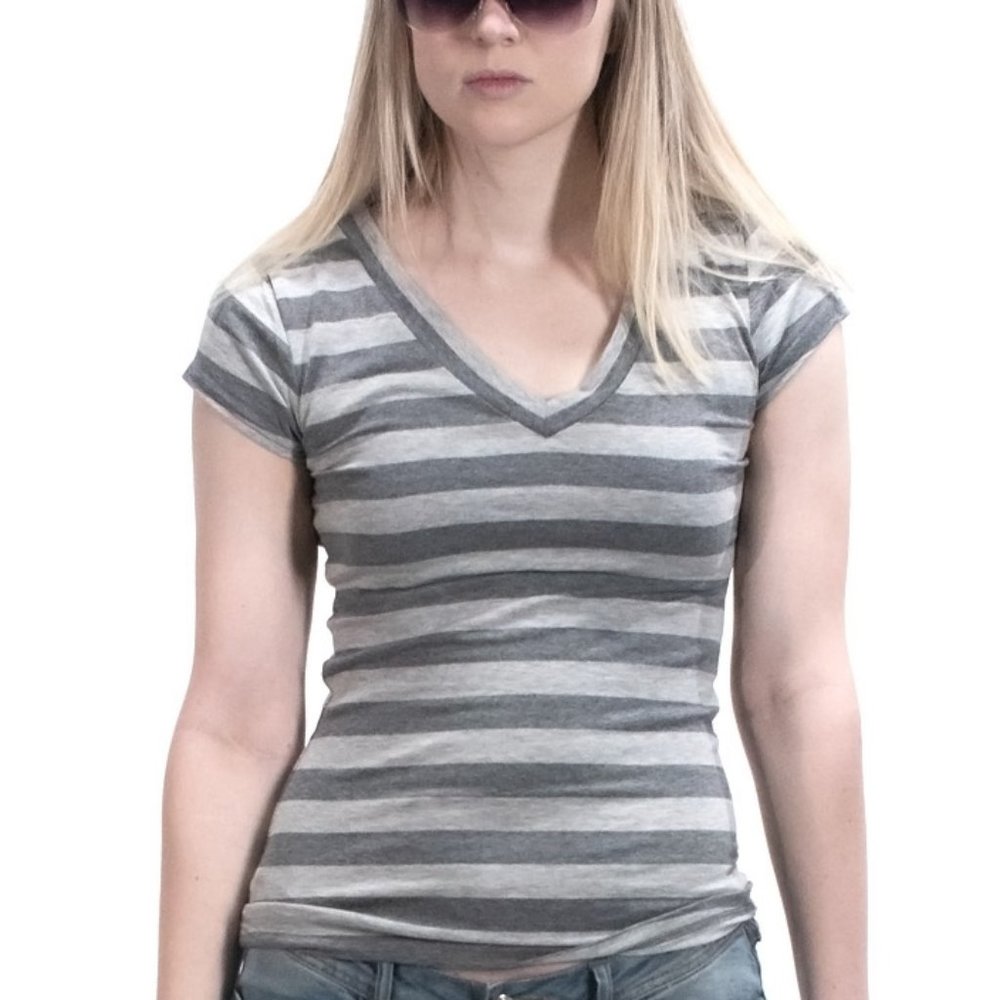MODURRN: Gray Short Sleeve Striped V-Neck Shirt